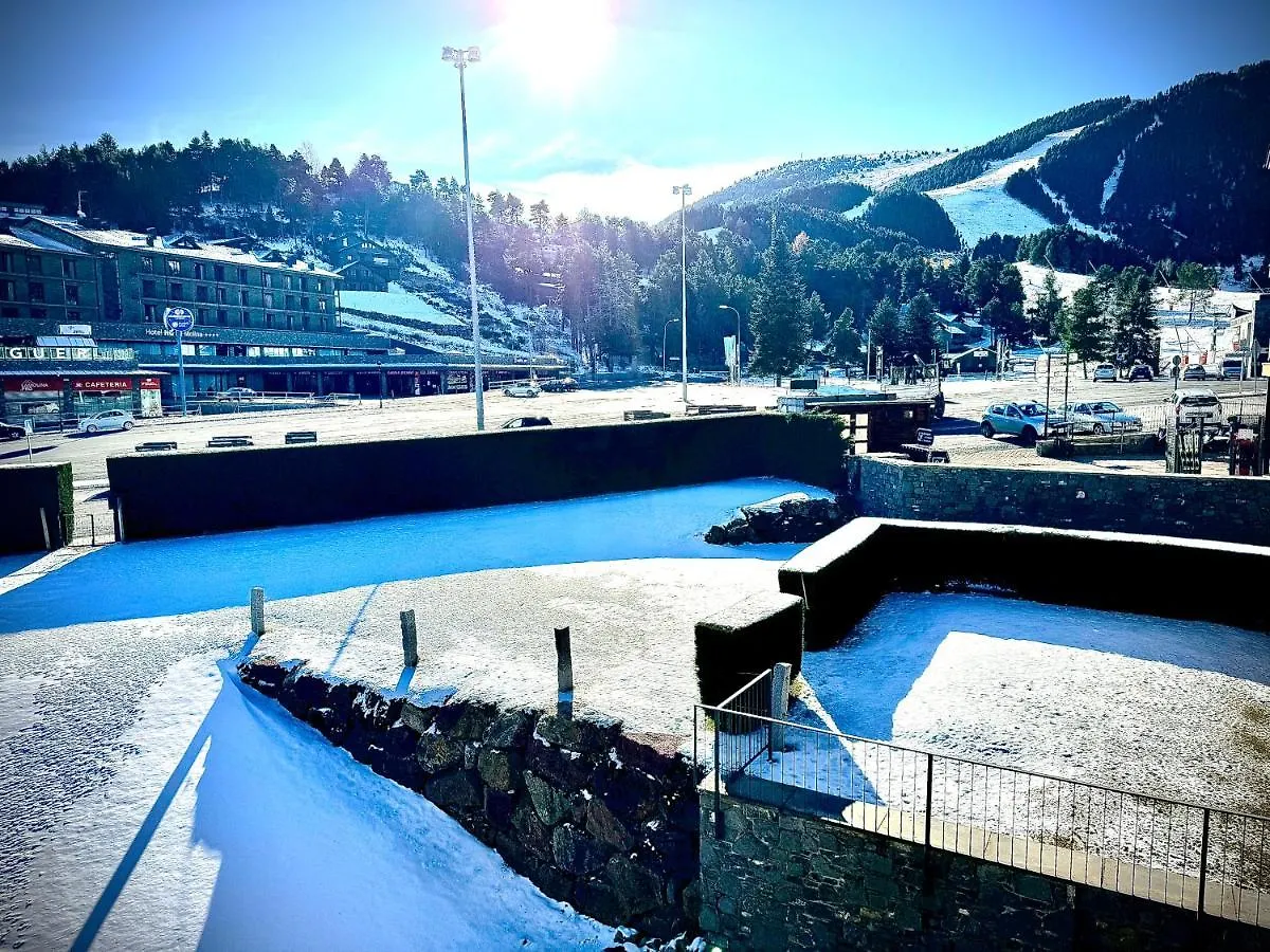 Atico Duplex A Pie De Pistas De Esqui Bed & Breakfast La Molina  İspanya