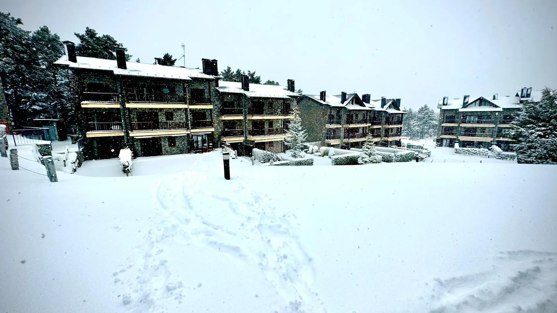 Atico Duplex A Pie De Pistas De Esqui Bed & Breakfast La Molina
